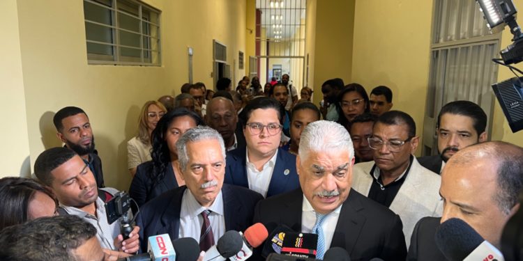 Excanciller sugiere involucrar sectores en eventual oficina de Canadá para ayudar a Haití