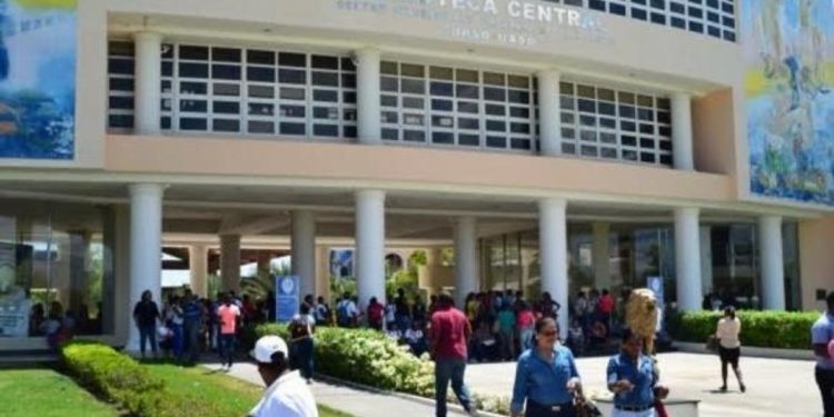 UASD Recinto Barahona suspende labores