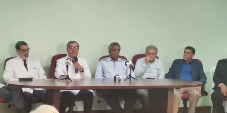 PN «apresa» médico