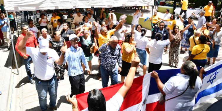 Evangélicos trabajarán contra males sociales