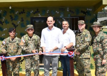 Quinta Brigada ERD ya tiene una Farmacia del Pueblo