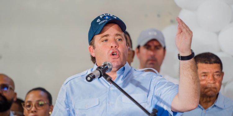 Paliza defiende Embajada EEUU depure aspirantes