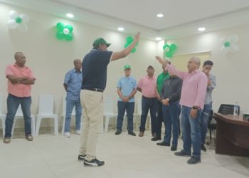 Miguel Mella se juramenta en la Fuerza del Pueblo