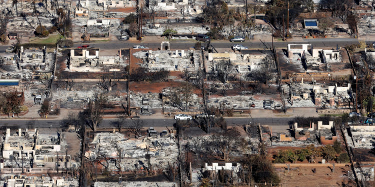 Se elevan a 80 las víctimas mortales por los incendios forestales en Hawái