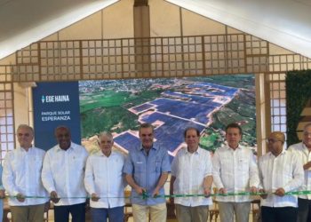 Abinader encabeza inauguración de proyecto solar