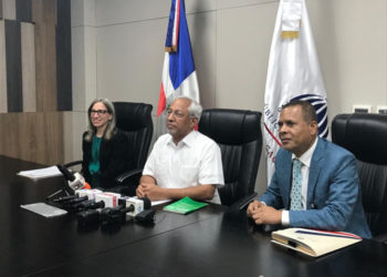 Minerd aprueba nuevos libros