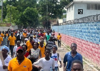 Banda mata 7, hiere 10 y secuestra otros en Haití