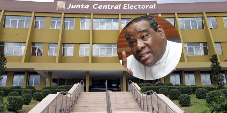 Obispo Castro Marte: «JCE da muestras de respeto a la institucionalidad»
