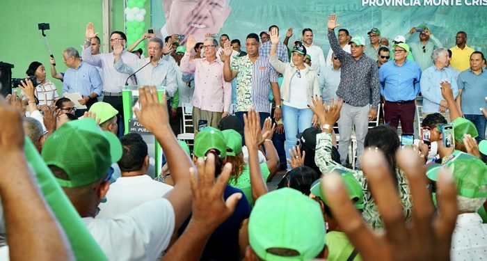 Leonel: «gobierno presiona JCE para que limite oposición»