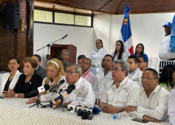 CMD acusa gobierno de «indeferente» al diálogo