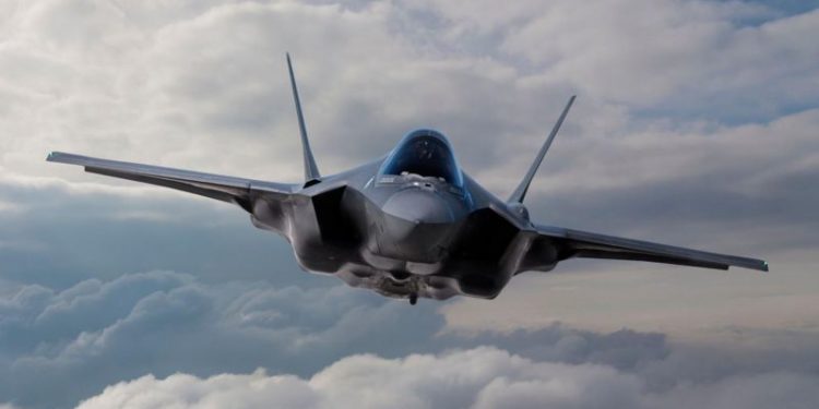 EE.UU. no sabe donde está el jet militar que anda en “estado zombi”