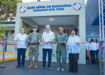 Inauguran Comando Sur Barahona