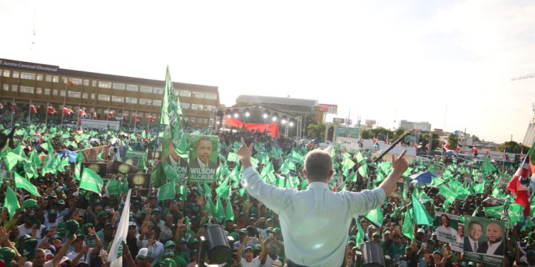 Leonel: «hoy se selló el triunfo electoral de la Fuerza del Pueblo»