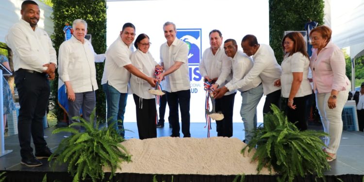 Inicia reconstrucción Hospital Jaime Sánchez