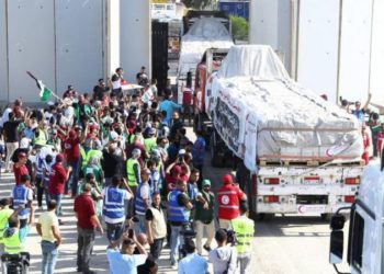 Llega la ayuda humanitaria a Gaza tras la apertura del paso de Rafah