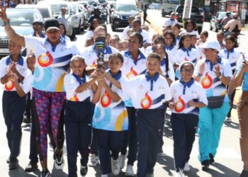 Inicia recorrido antorcha X Juegos Escolares Deportivos Nacionales Barahona 2023