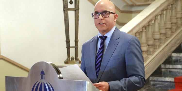 Gobierno cea otro Gabinete: del Dengue