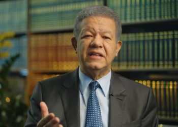 Advertencia de Leonel al gobierno: «con la salud del pueblo no se juega”