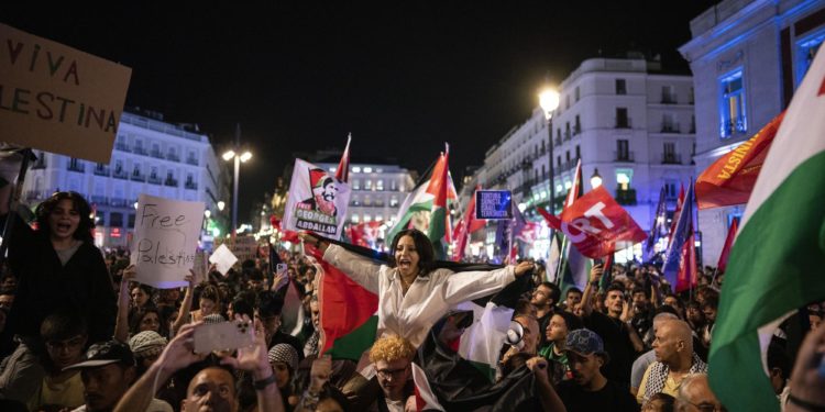 Españoles se solidarizan con Palestina
