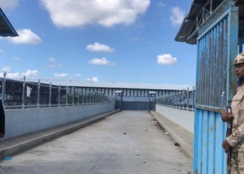 RD abrió, Haití no