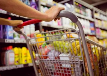 Trabajadores hacen «malabares para estericar chelitos»