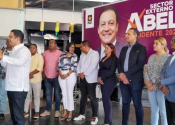 Juramentan estructura de campaña de Abel en el Suroeste