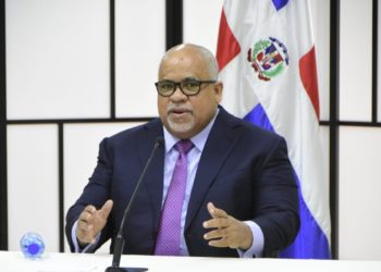 Abinader designa hermano de Guido en Promipyme
