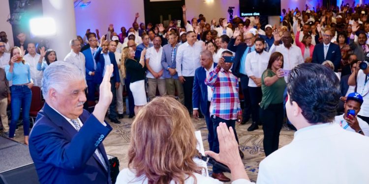 Miguel Vargas dice el gobierno lo integran «moralistas de hojalata»