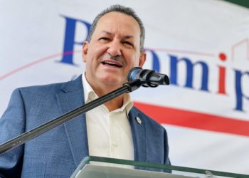 Porfirio Peralta admite empleados de Promipyme venden boletos para reelección de Abinader