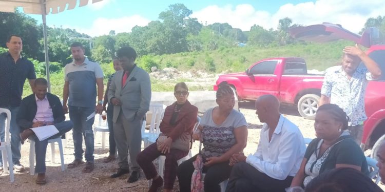 Conocen vistas públicas para instalar estación de combustible