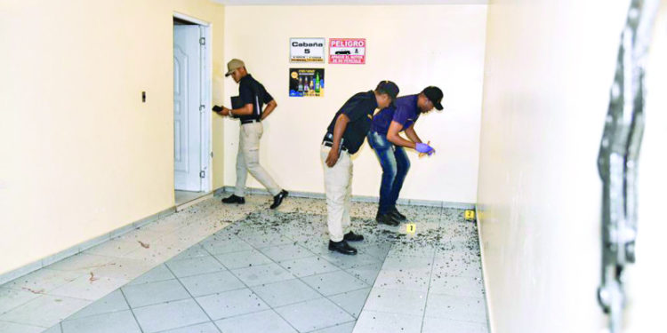 Militares «intregantes de banda» los mata la Policía