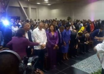Con «victores» Reciben a Peralta en el PLD