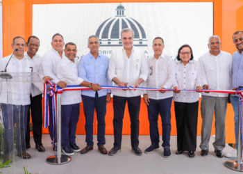 Inauguran carretera Barahona – Enriquillo