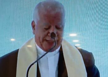 Obispo consciente que Monte Grande es un todo, no una parte