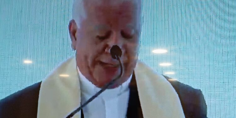 Obispo consciente que Monte Grande es un todo, no una parte