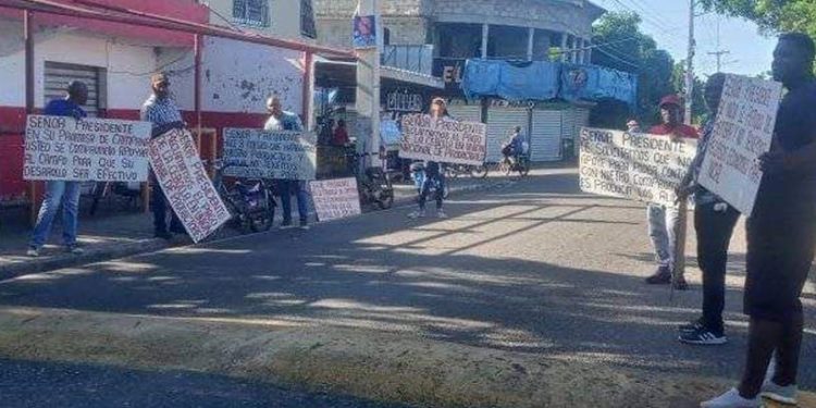 Cebolleros del Sur «pasan las de Caín» porque el gobierno no le paga