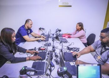 JCE inicia clonado equipos EDET