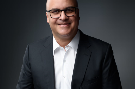 Abinader designa a Igor David Rodríguez ministro Administrativo de la Presidencia