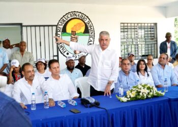 Miguel Vargas: «un gobierno con moral de hoja lata”