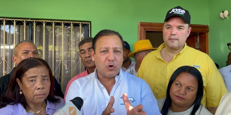 Abel «no responde con claridad» si renunciarían candidatos
