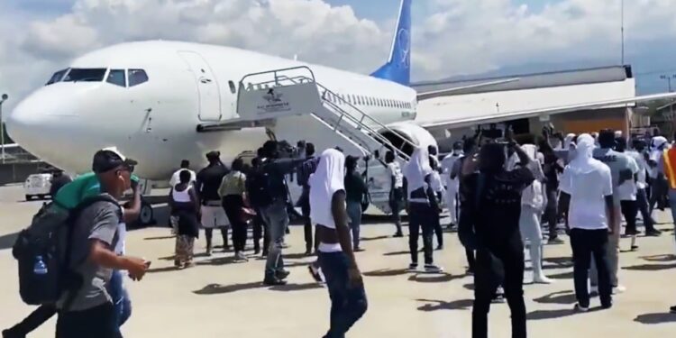 Prefieren volver a Haití que permanecer en Turquía