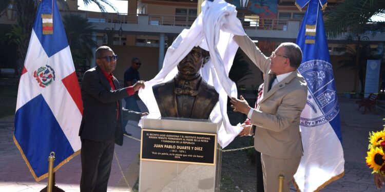 Duarte ya tiene efigie en la UASD Recinto Barahona