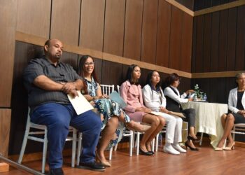 Practican cirugía de “corazón abierto” a salud en el Suroeste