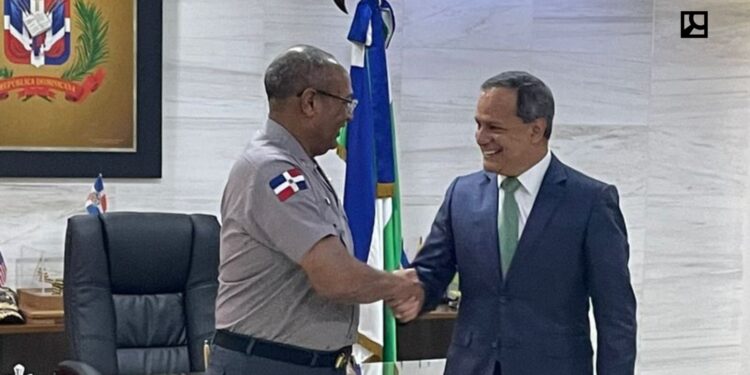 Abinader habló con Guzmán Fermín por retiro de su escolta