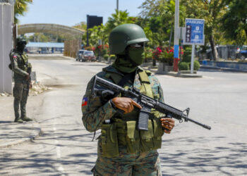 Haití: Bandas armadas intentan tomar el principal aeropuerto