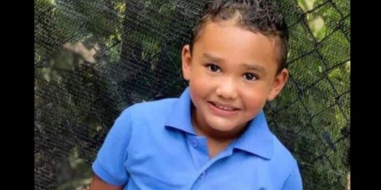 Adriel Leonardo, «primera víctima» fuego en carnaval de Salcedo