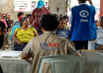 Ofrecen ayuda humanitaria a cientos en el sur