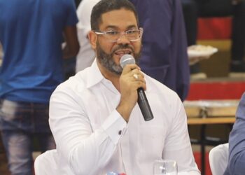 Piden a padres de Neyba enviar a sus hijos e hijas a la escuela