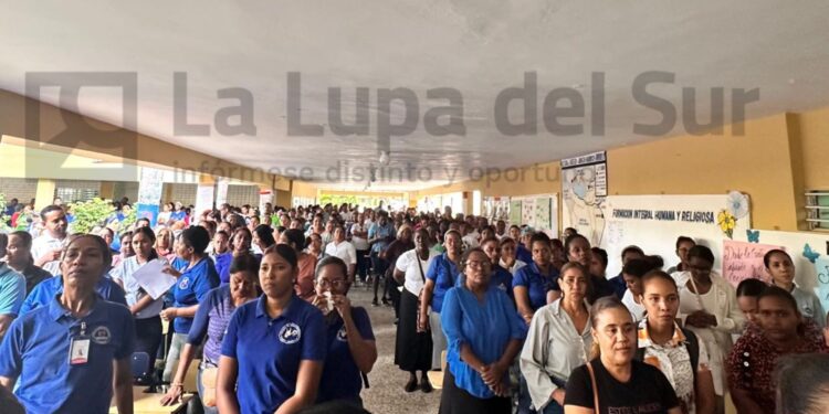 Clases “hasta las 12” y mañana martes “no hay”