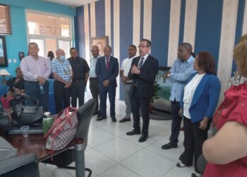 Asjana y Bautista López reciben respaldo en Barahona